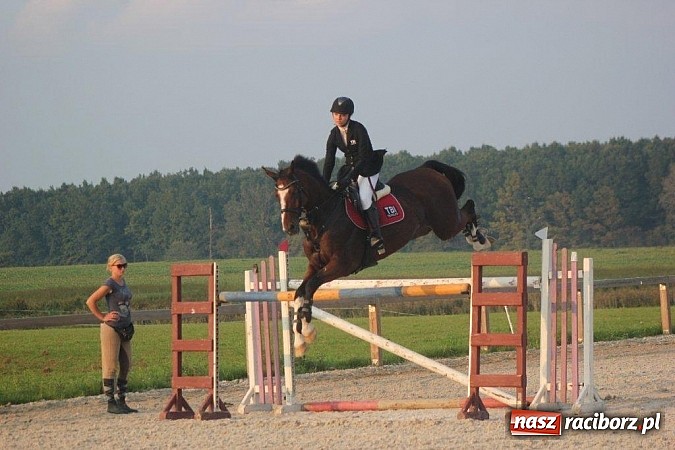 Zdjęcie w galerii na portalu naszraciborz.pl: T.B.I. Daglezja spełnia marzenia, udany start Agaty, życiowy sukces Nikol wiadomości z regionu