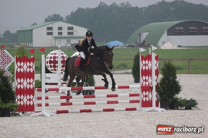 Zdjęcie w galerii na portalu naszraciborz.pl: T.B.I. Daglezja spełnia marzenia, udany start Agaty, życiowy sukces Nikol wiadomości z regionu