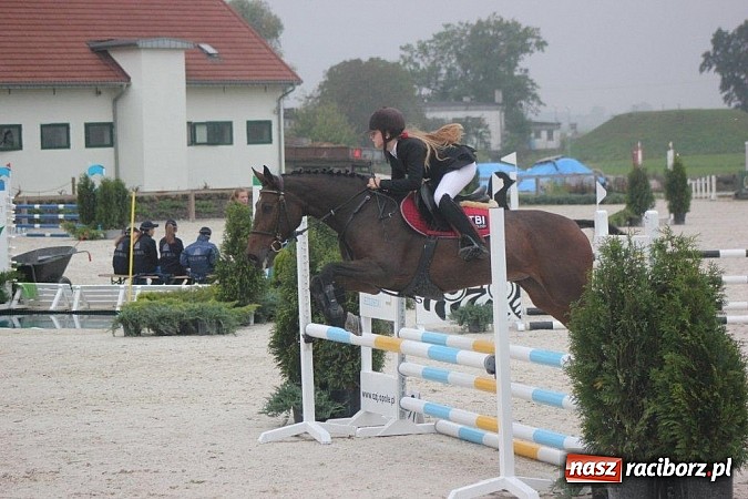 Zdjęcie w galerii na portalu naszraciborz.pl: T.B.I. Daglezja spełnia marzenia, udany start Agaty, życiowy sukces Nikol wiadomości z regionu