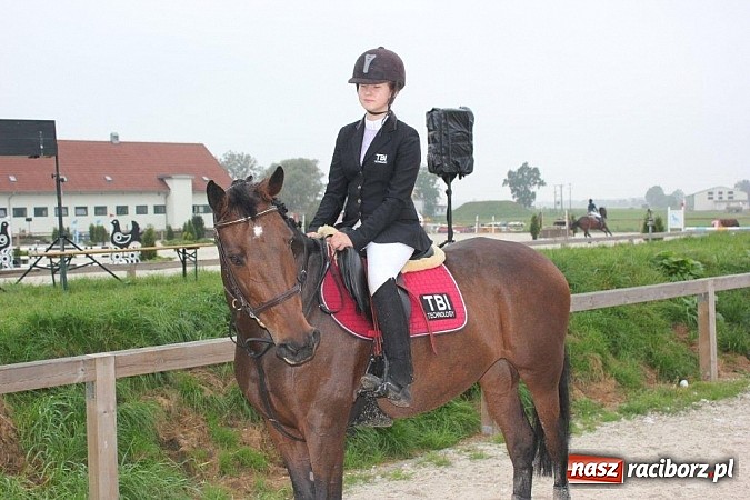 Zdjęcie w galerii na portalu naszraciborz.pl: T.B.I. Daglezja spełnia marzenia, udany start Agaty, życiowy sukces Nikol wiadomości z regionu