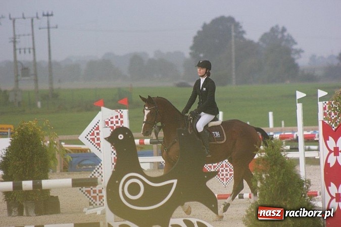 Zdjęcie w galerii na portalu naszraciborz.pl: T.B.I. Daglezja spełnia marzenia, udany start Agaty, życiowy sukces Nikol wiadomości z regionu