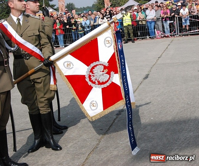 Zdjęcie w galerii na portalu naszraciborz.pl: Pogranicznicy z Raciborza na XIV Dniach NATO w Ostrawie wiadomości z regionu