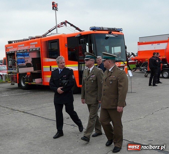 Zdjęcie w galerii na portalu naszraciborz.pl: Pogranicznicy z Raciborza na XIV Dniach NATO w Ostrawie wiadomości z regionu