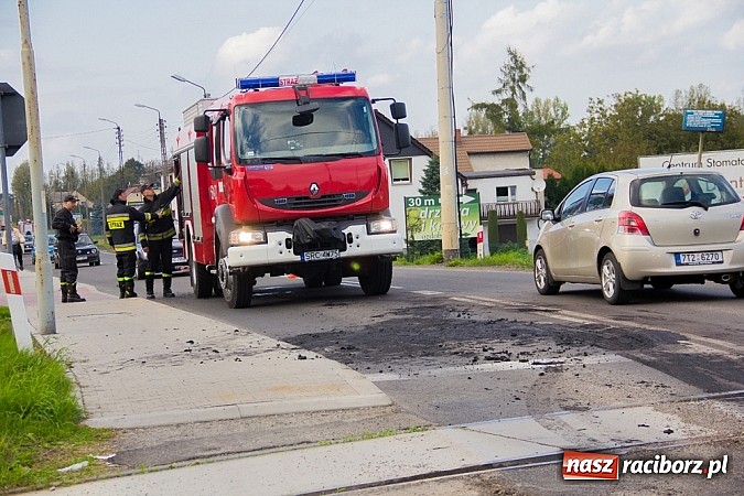 Zdjęcie w galerii na portalu naszraciborz.pl: Olej napędowy a teraz muł węglowy. Strażacy jak służby porządkowe wiadomości z regionu