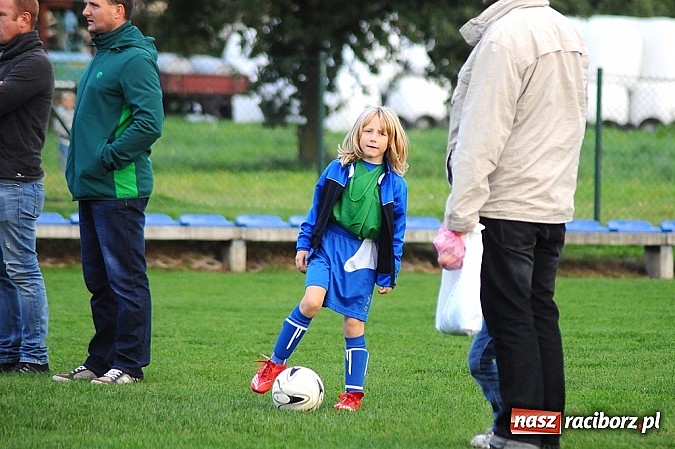 Zdjęcie w galerii na portalu naszraciborz.pl: Grad goli w Markowicach. Zwycięstwo orlików z Pietrowic wiadomości z regionu