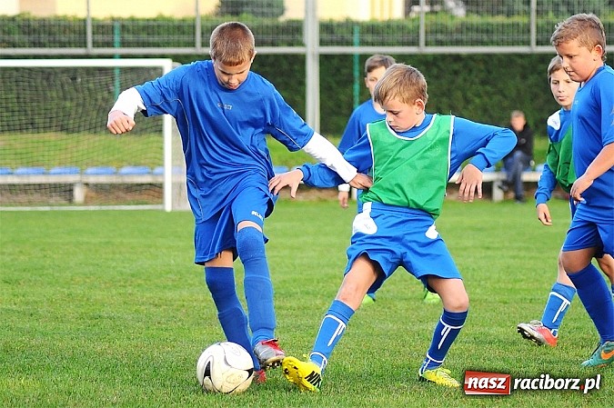 Zdjęcie w galerii na portalu naszraciborz.pl: Grad goli w Markowicach. Zwycięstwo orlików z Pietrowic wiadomości z regionu
