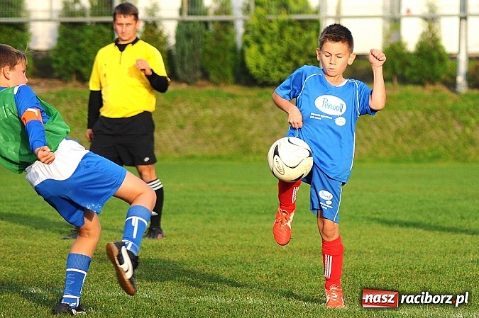 Zdjęcie w galerii na portalu naszraciborz.pl: Grad goli w Markowicach. Zwycięstwo orlików z Pietrowic wiadomości z regionu