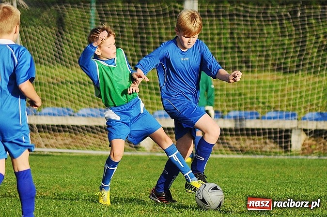 Zdjęcie w galerii na portalu naszraciborz.pl: Grad goli w Markowicach. Zwycięstwo orlików z Pietrowic wiadomości z regionu