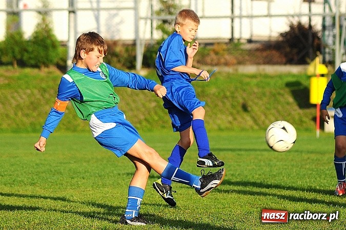 Zdjęcie w galerii na portalu naszraciborz.pl: Grad goli w Markowicach. Zwycięstwo orlików z Pietrowic wiadomości z regionu