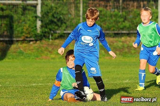 Zdjęcie w galerii na portalu naszraciborz.pl: Grad goli w Markowicach. Zwycięstwo orlików z Pietrowic wiadomości z regionu