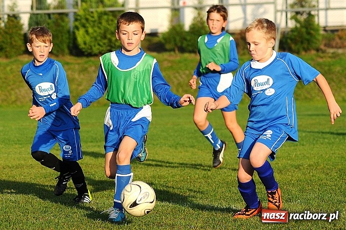Zdjęcie w galerii na portalu naszraciborz.pl: Grad goli w Markowicach. Zwycięstwo orlików z Pietrowic wiadomości z regionu