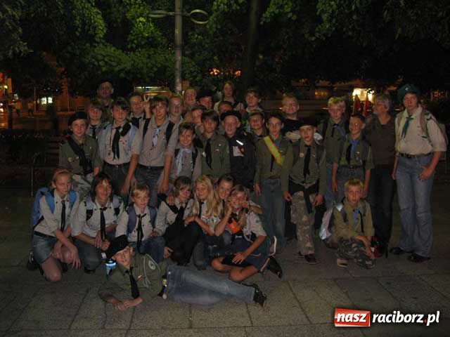 Zdjęcie w galerii na portalu naszraciborz.pl: Pomnik Harcerek i Harcerzy 25 lat później wiadomości z regionu