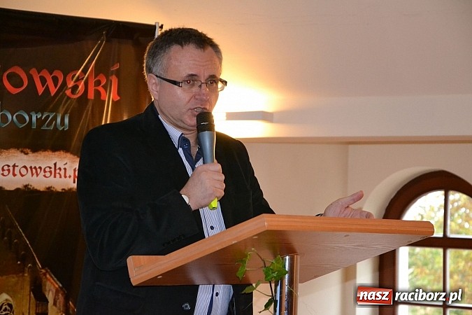 Zdjęcie w galerii na portalu naszraciborz.pl: O nieznanej raciborskiej kronice na zamku wiadomości z regionu