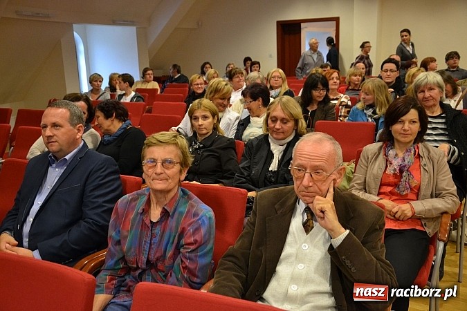 Zdjęcie w galerii na portalu naszraciborz.pl: O nieznanej raciborskiej kronice na zamku wiadomości z regionu