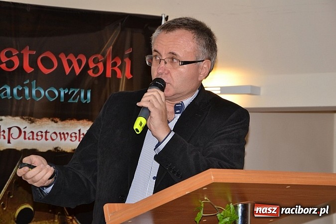 Zdjęcie w galerii na portalu naszraciborz.pl: O nieznanej raciborskiej kronice na zamku wiadomości z regionu