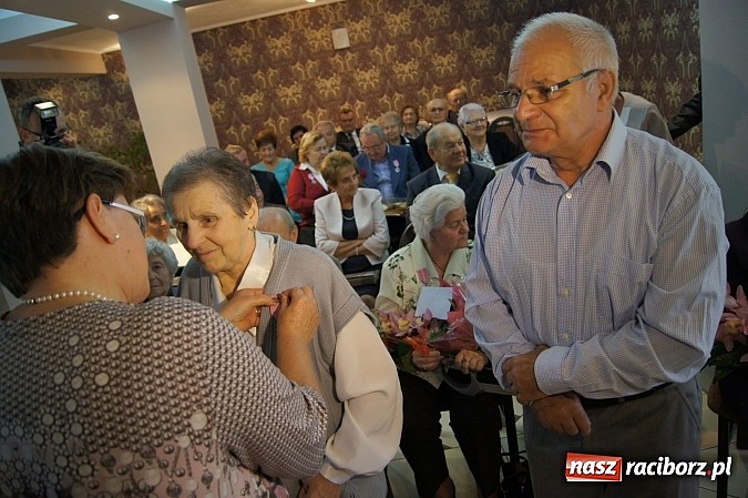 Zdjęcie w galerii na portalu naszraciborz.pl: Miłość jest najważniejsza, czyli wyjątkowy jubileusz w gminie Nędza wiadomości z regionu