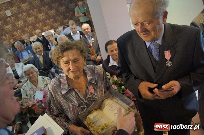 Zdjęcie w galerii na portalu naszraciborz.pl: Miłość jest najważniejsza, czyli wyjątkowy jubileusz w gminie Nędza wiadomości z regionu