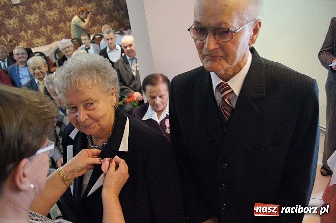 Zdjęcie w galerii na portalu naszraciborz.pl: Miłość jest najważniejsza, czyli wyjątkowy jubileusz w gminie Nędza wiadomości z regionu