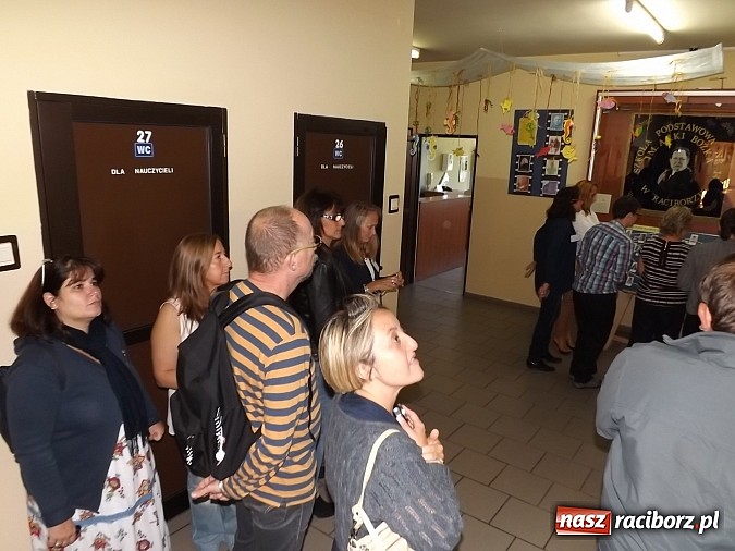 Zdjęcie w galerii na portalu naszraciborz.pl: Zagraniczni goście szkoły w Markowicach wiadomości z regionu