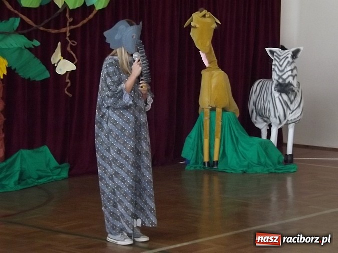 Zdjęcie w galerii na portalu naszraciborz.pl: Zagraniczni goście szkoły w Markowicach wiadomości z regionu