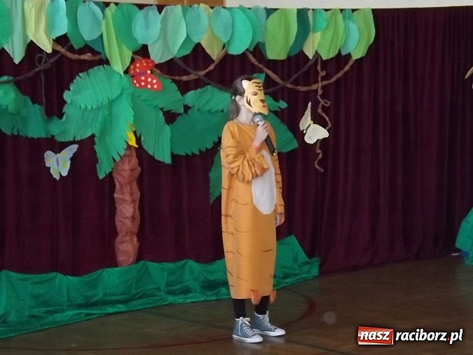 Zdjęcie w galerii na portalu naszraciborz.pl: Zagraniczni goście szkoły w Markowicach wiadomości z regionu