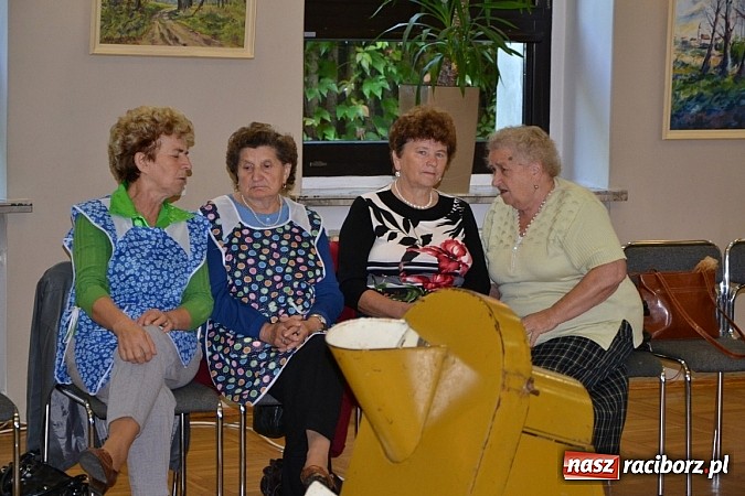 Zdjęcie w galerii na portalu naszraciborz.pl: Doroczne kiszenie kapusty w Tworkowie wiadomości z regionu