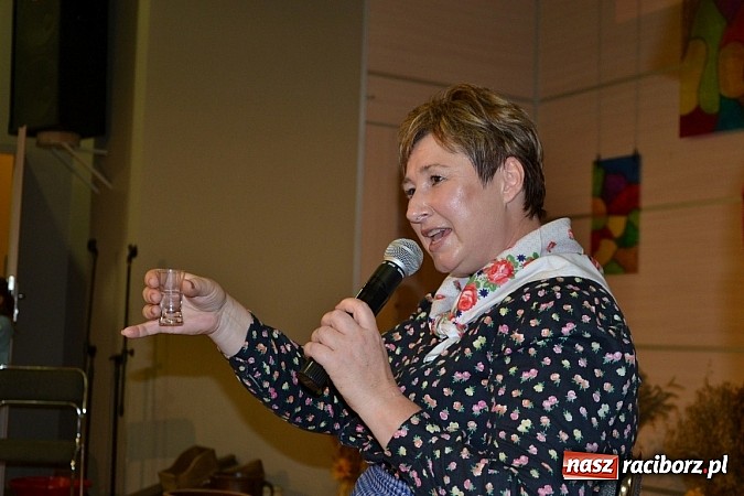 Zdjęcie w galerii na portalu naszraciborz.pl: Doroczne kiszenie kapusty w Tworkowie wiadomości z regionu