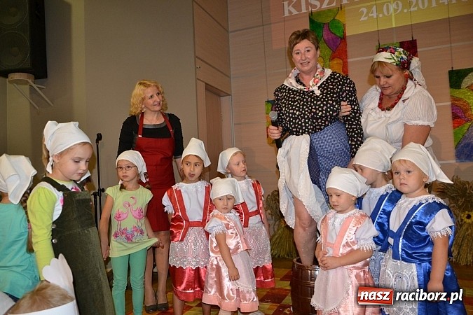 Zdjęcie w galerii na portalu naszraciborz.pl: Doroczne kiszenie kapusty w Tworkowie wiadomości z regionu