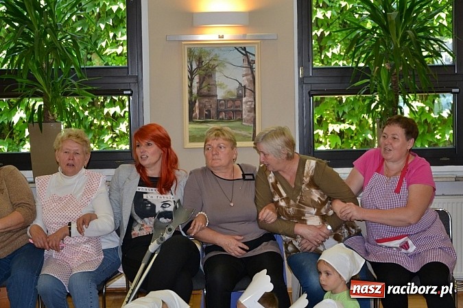 Zdjęcie w galerii na portalu naszraciborz.pl: Doroczne kiszenie kapusty w Tworkowie wiadomości z regionu