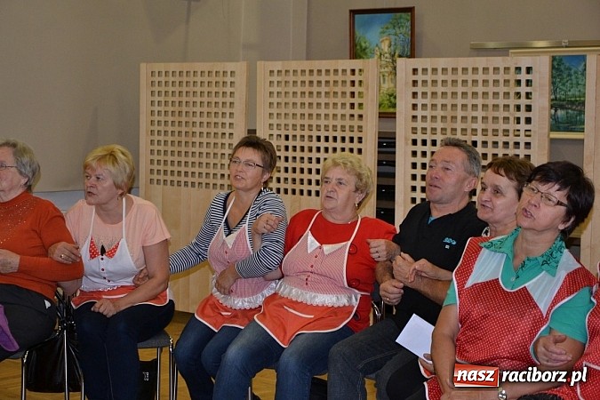 Zdjęcie w galerii na portalu naszraciborz.pl: Doroczne kiszenie kapusty w Tworkowie wiadomości z regionu