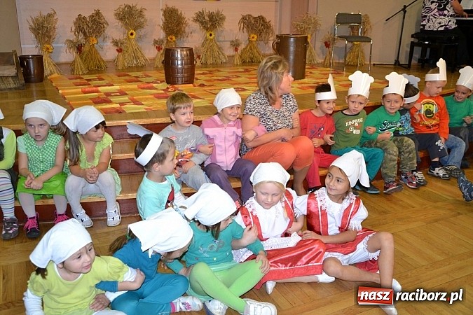 Zdjęcie w galerii na portalu naszraciborz.pl: Doroczne kiszenie kapusty w Tworkowie wiadomości z regionu