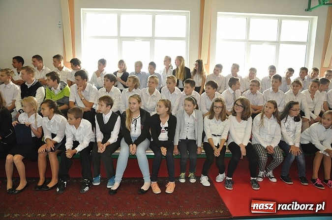 Zdjęcie w galerii na portalu naszraciborz.pl: Panie Boże, spraw żeby było tu mniej ludzi jak w naszym kościele! wiadomości z regionu