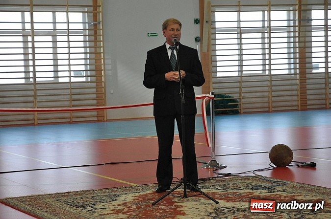 Zdjęcie w galerii na portalu naszraciborz.pl: Panie Boże, spraw żeby było tu mniej ludzi jak w naszym kościele! wiadomości z regionu