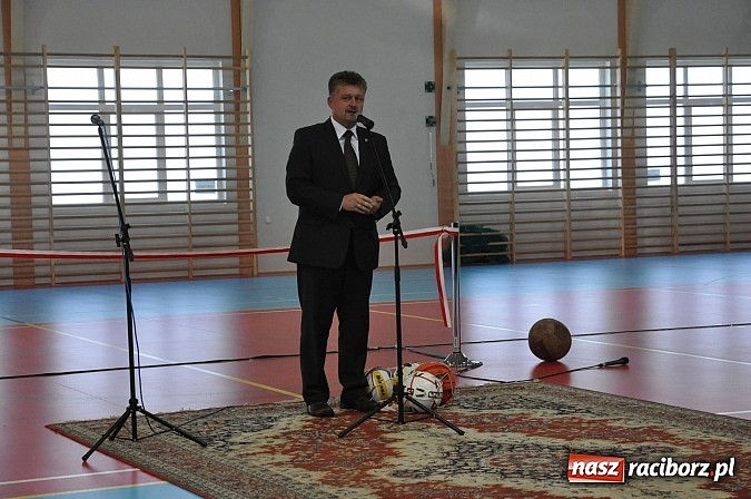 Zdjęcie w galerii na portalu naszraciborz.pl: Panie Boże, spraw żeby było tu mniej ludzi jak w naszym kościele! wiadomości z regionu