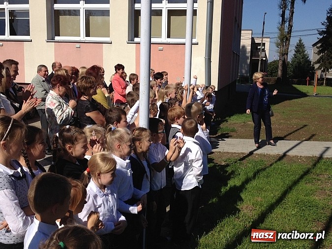 Zdjęcie w galerii na portalu naszraciborz.pl: Panie Boże, spraw żeby było tu mniej ludzi jak w naszym kościele! wiadomości z regionu