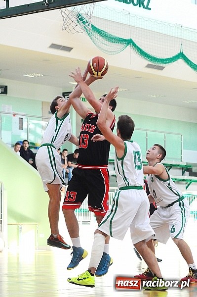 Zdjęcie w galerii na portalu naszraciborz.pl: Porażka juniorów RKK na rozpoczęcie sezonu wiadomości z regionu