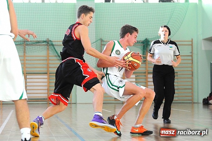 Zdjęcie w galerii na portalu naszraciborz.pl: Porażka juniorów RKK na rozpoczęcie sezonu wiadomości z regionu