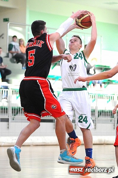 Zdjęcie w galerii na portalu naszraciborz.pl: Porażka juniorów RKK na rozpoczęcie sezonu wiadomości z regionu