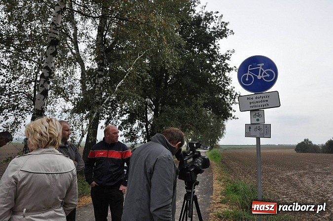 Zdjęcie w galerii na portalu naszraciborz.pl: W gminie Krzanowice oznakowano ścieżki i zbudowano miejsca rekreacji dla rowerzystów wiadomości z regionu