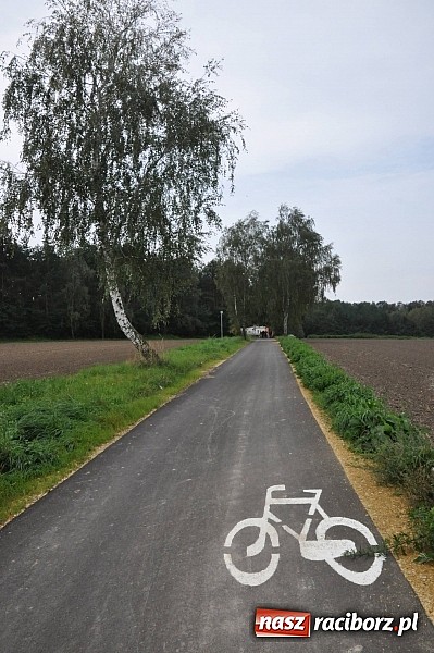 Zdjęcie w galerii na portalu naszraciborz.pl: W gminie Krzanowice oznakowano ścieżki i zbudowano miejsca rekreacji dla rowerzystów wiadomości z regionu