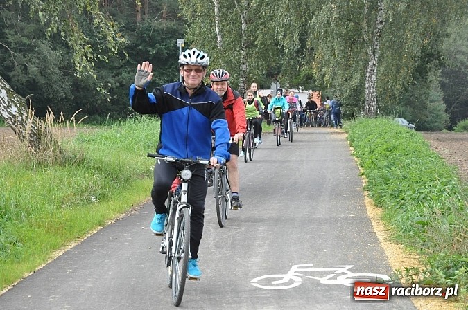 Zdjęcie w galerii na portalu naszraciborz.pl: W gminie Krzanowice oznakowano ścieżki i zbudowano miejsca rekreacji dla rowerzystów wiadomości z regionu