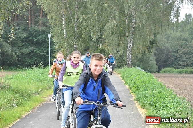 Zdjęcie w galerii na portalu naszraciborz.pl: W gminie Krzanowice oznakowano ścieżki i zbudowano miejsca rekreacji dla rowerzystów wiadomości z regionu