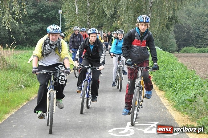Zdjęcie w galerii na portalu naszraciborz.pl: W gminie Krzanowice oznakowano ścieżki i zbudowano miejsca rekreacji dla rowerzystów wiadomości z regionu