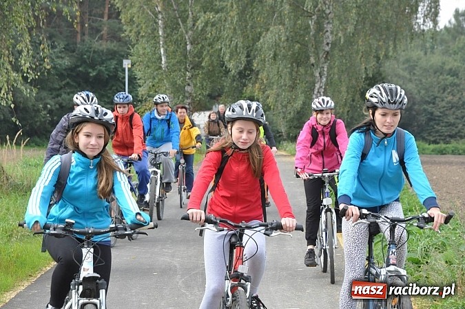 Zdjęcie w galerii na portalu naszraciborz.pl: W gminie Krzanowice oznakowano ścieżki i zbudowano miejsca rekreacji dla rowerzystów wiadomości z regionu
