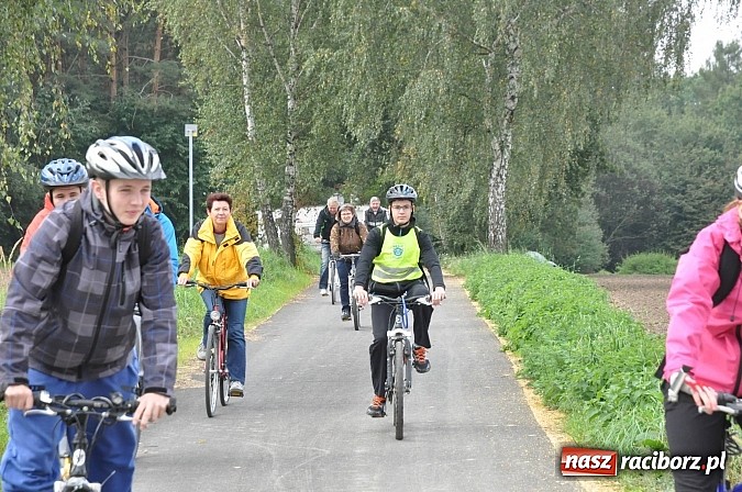 Zdjęcie w galerii na portalu naszraciborz.pl: W gminie Krzanowice oznakowano ścieżki i zbudowano miejsca rekreacji dla rowerzystów wiadomości z regionu