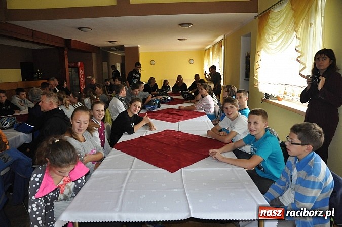 Zdjęcie w galerii na portalu naszraciborz.pl: W gminie Krzanowice oznakowano ścieżki i zbudowano miejsca rekreacji dla rowerzystów wiadomości z regionu