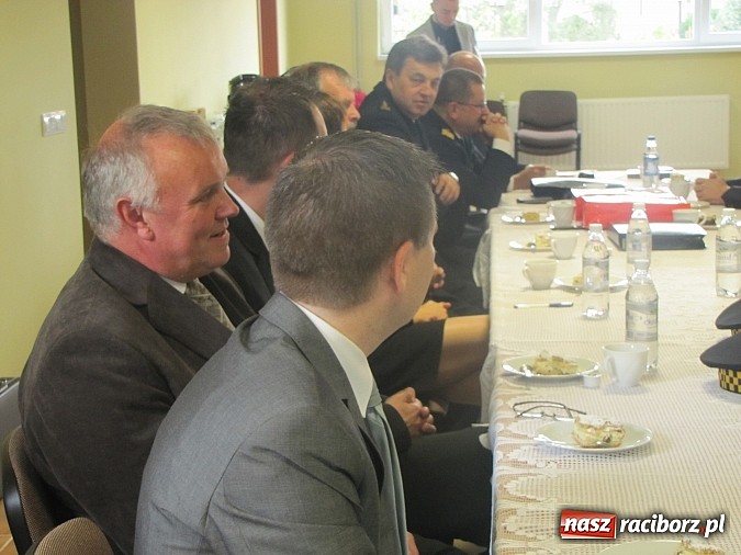 Zdjęcie w galerii na portalu naszraciborz.pl: W Markowicach o działaniach przeciwpowodziowych na polsko-czeskim pograniczu wiadomości z regionu