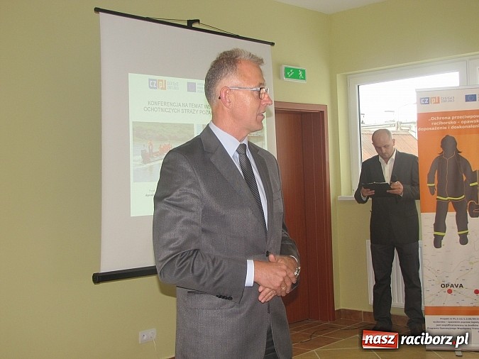 Zdjęcie w galerii na portalu naszraciborz.pl: W Markowicach o działaniach przeciwpowodziowych na polsko-czeskim pograniczu wiadomości z regionu