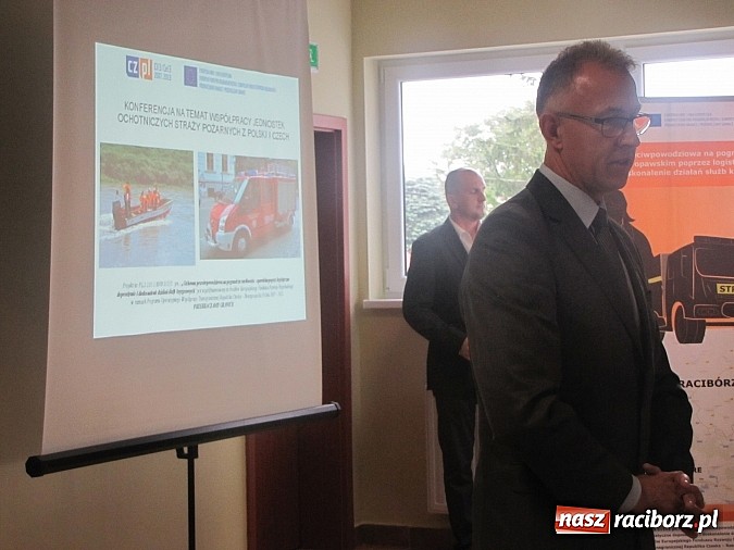 Zdjęcie w galerii na portalu naszraciborz.pl: W Markowicach o działaniach przeciwpowodziowych na polsko-czeskim pograniczu wiadomości z regionu