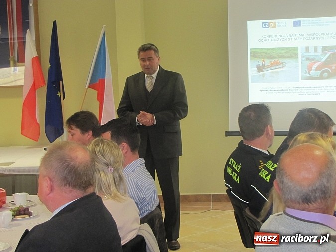 Zdjęcie w galerii na portalu naszraciborz.pl: W Markowicach o działaniach przeciwpowodziowych na polsko-czeskim pograniczu wiadomości z regionu